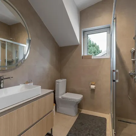 Flat Near Diamond Mall Appartement